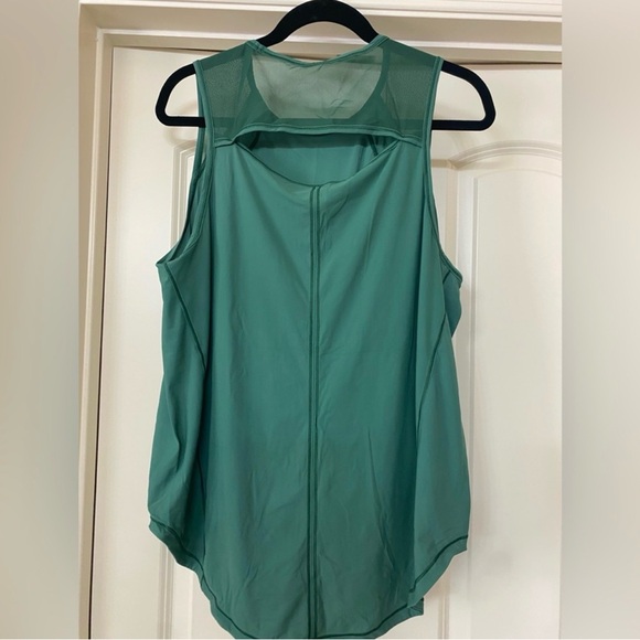 Lululemon Sculpt Tank - Picture 2 of 4